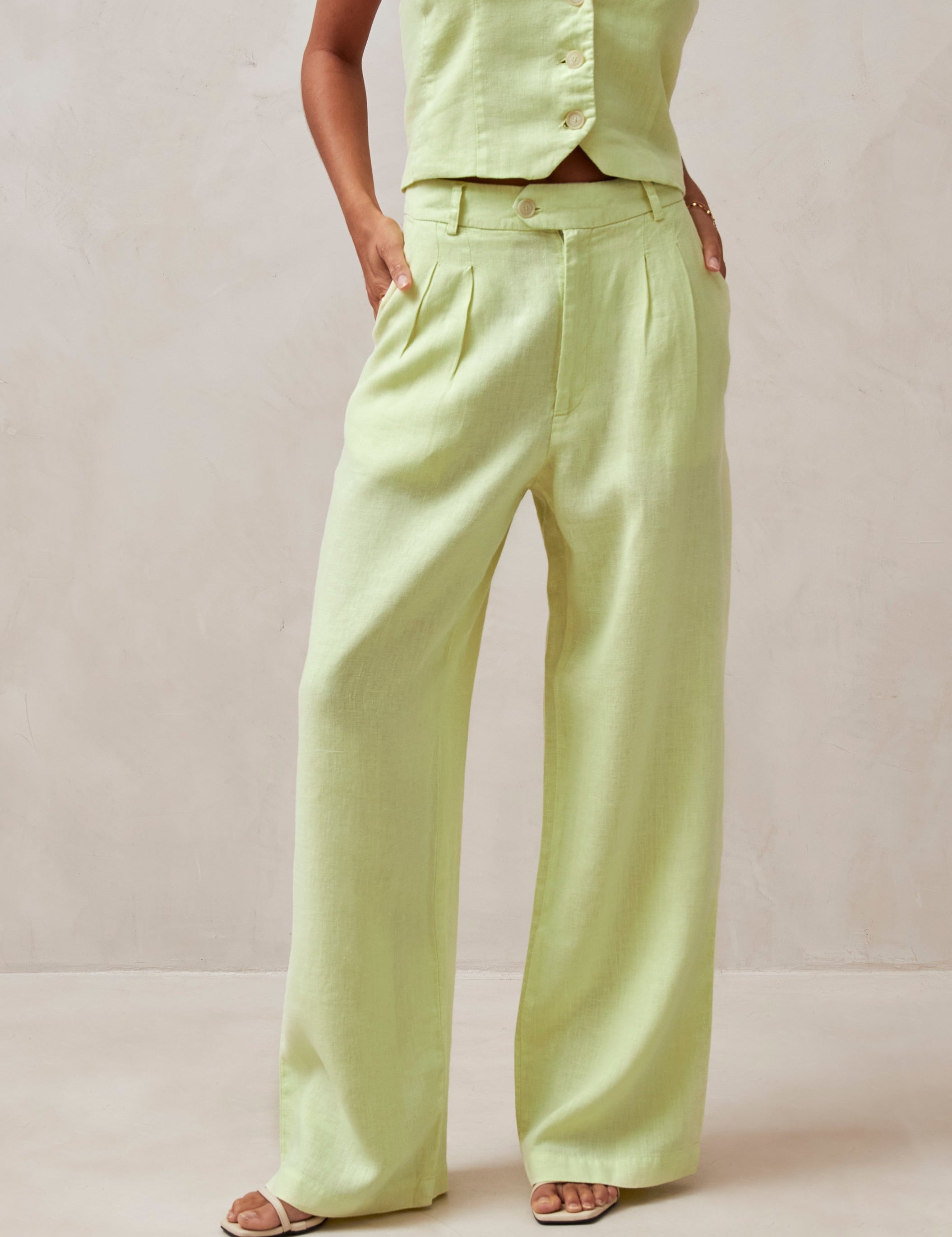 Yara Pant