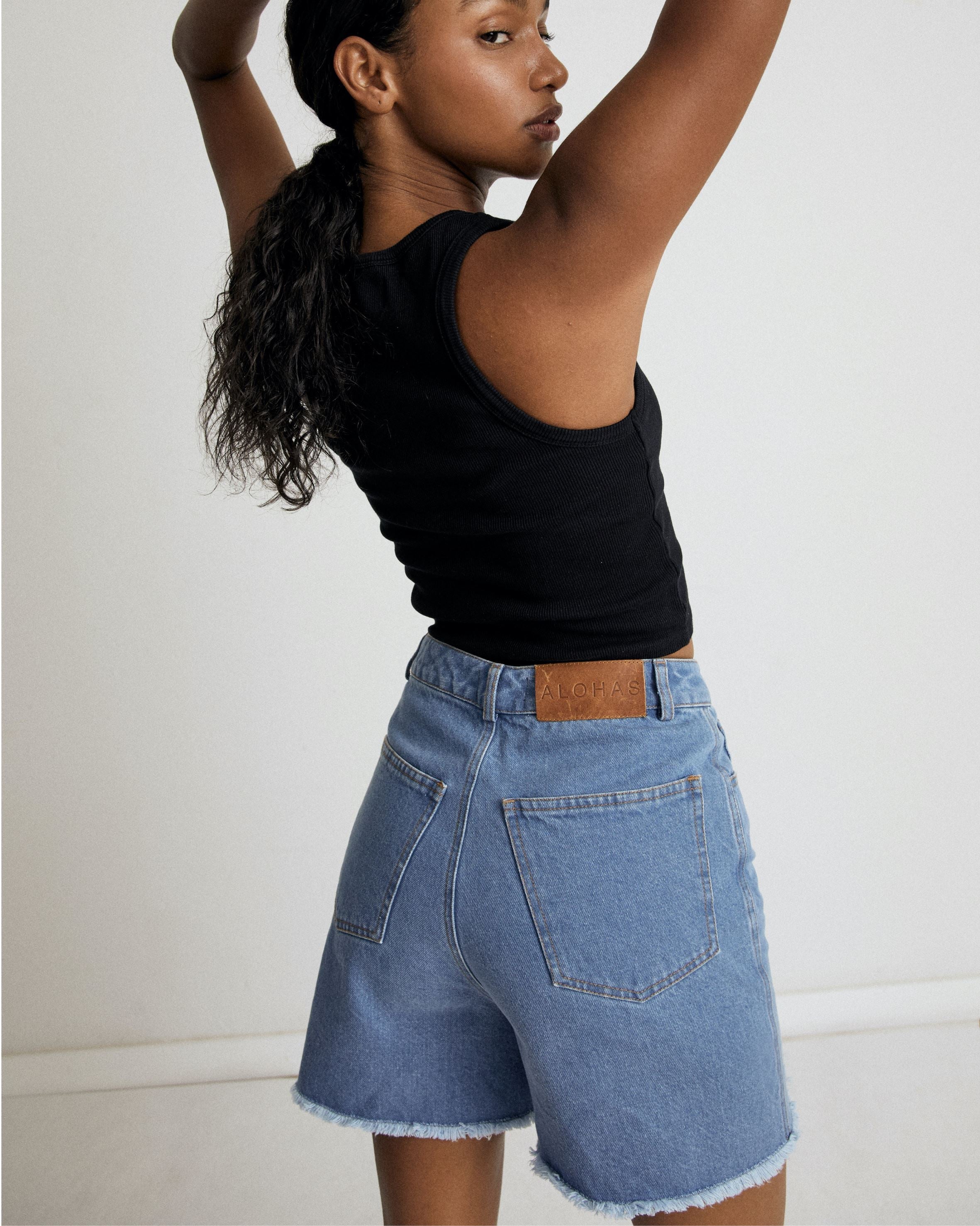 berry-deep-blue-jeans-pants-alohas-564408.jpg