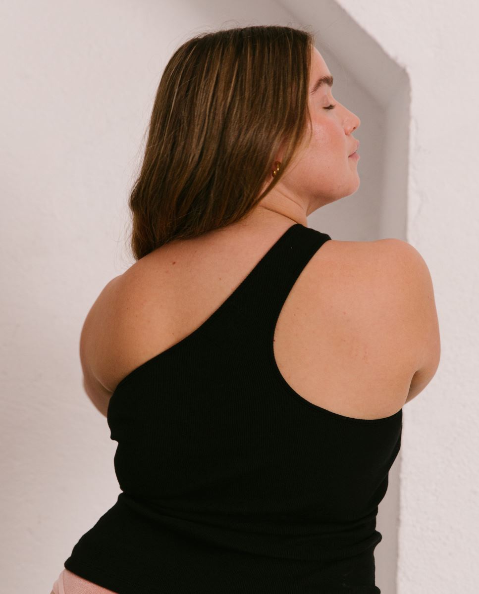 cortado-top-black-tops-alohas-586402.jpg