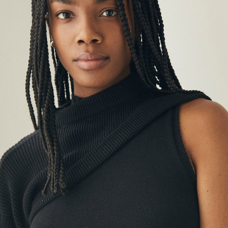 creator-sweater-black-tops-alohas-504098_5c2a1698-d754-4a3a-9d99-3ac6847d6208.png