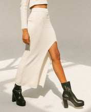 Column Skirt