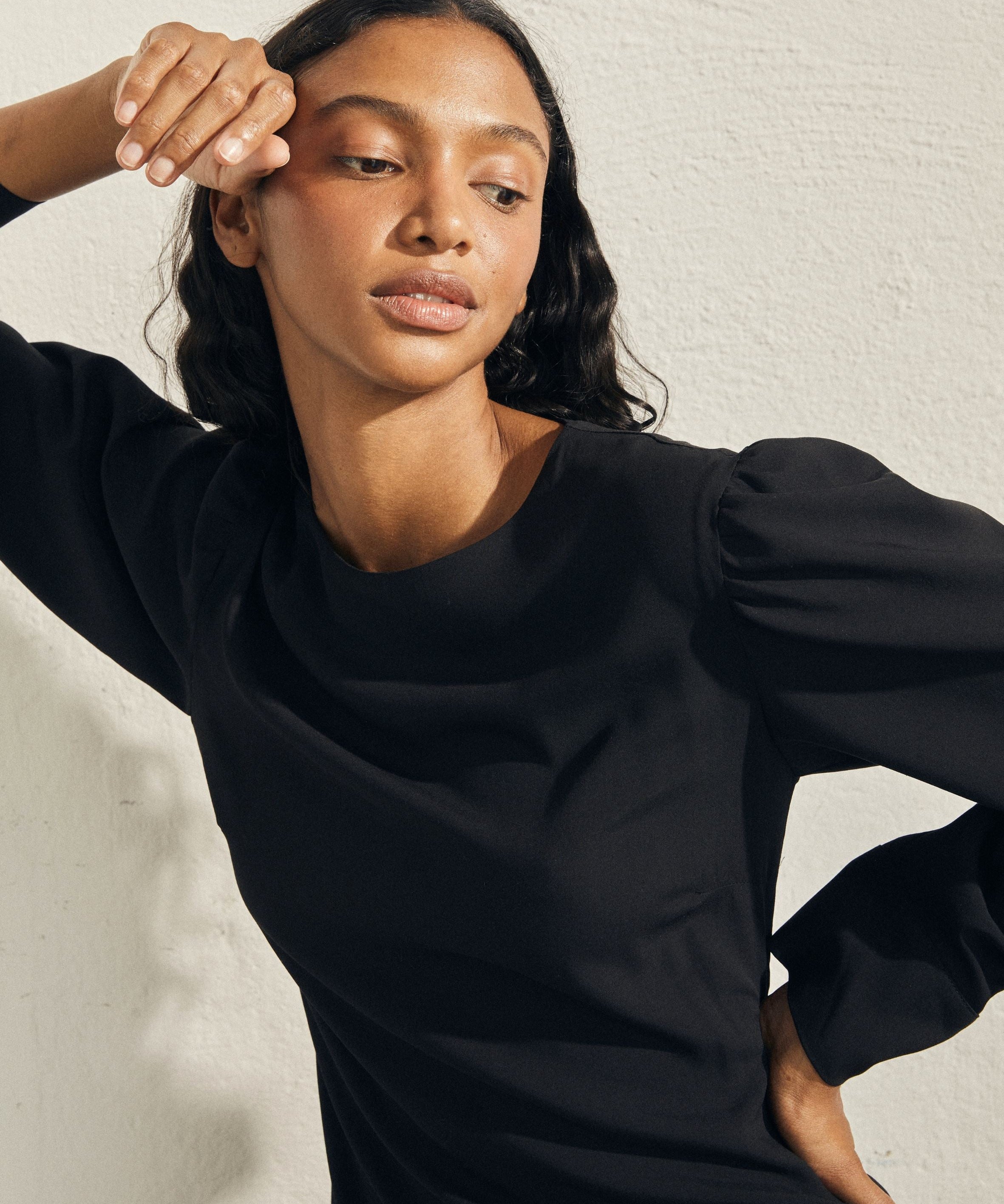 exclesa-black-midi-dress-dresses-alohas-553513_3000x_247a2978-f06d-48f2-9c25-0fd780bdbdf7.jpg