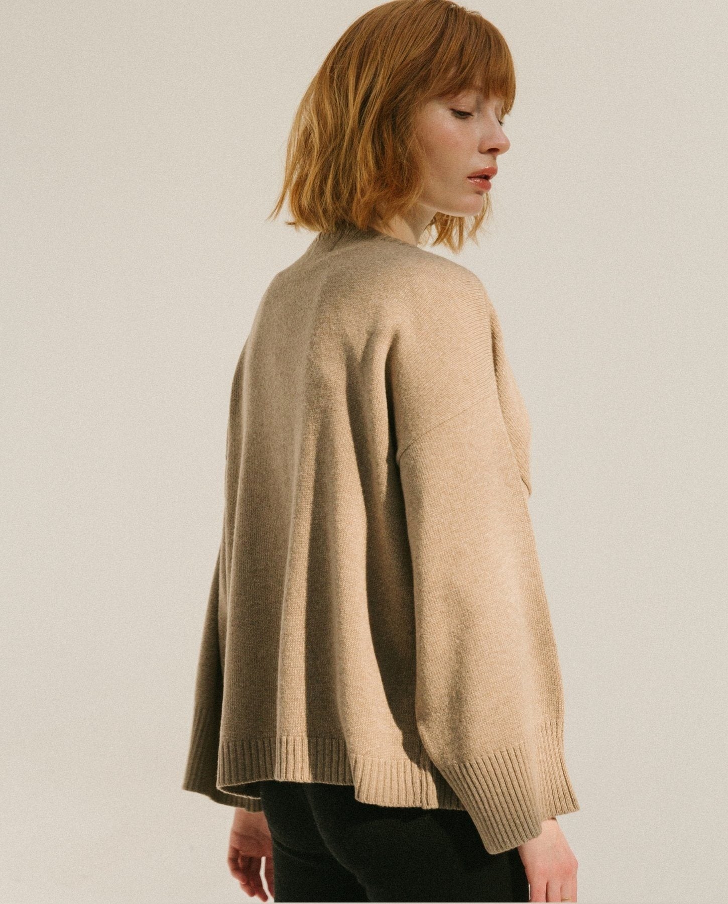 expresso-cardigan-nutmeg-cardigans-alohas-855043_d0e16b0a-3894-4fd5-bd28-7270b581a2c3.jpg