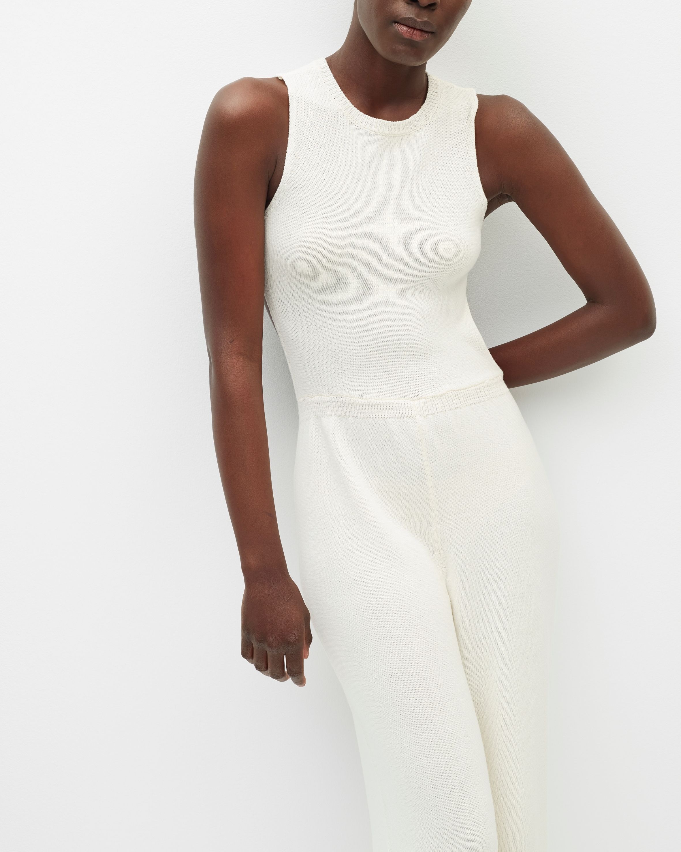 hygge-jumpsuit-ivory-jumpsuits-alohas-790110_91df4a06-23bd-46b3-a206-94350c166b10.jpg