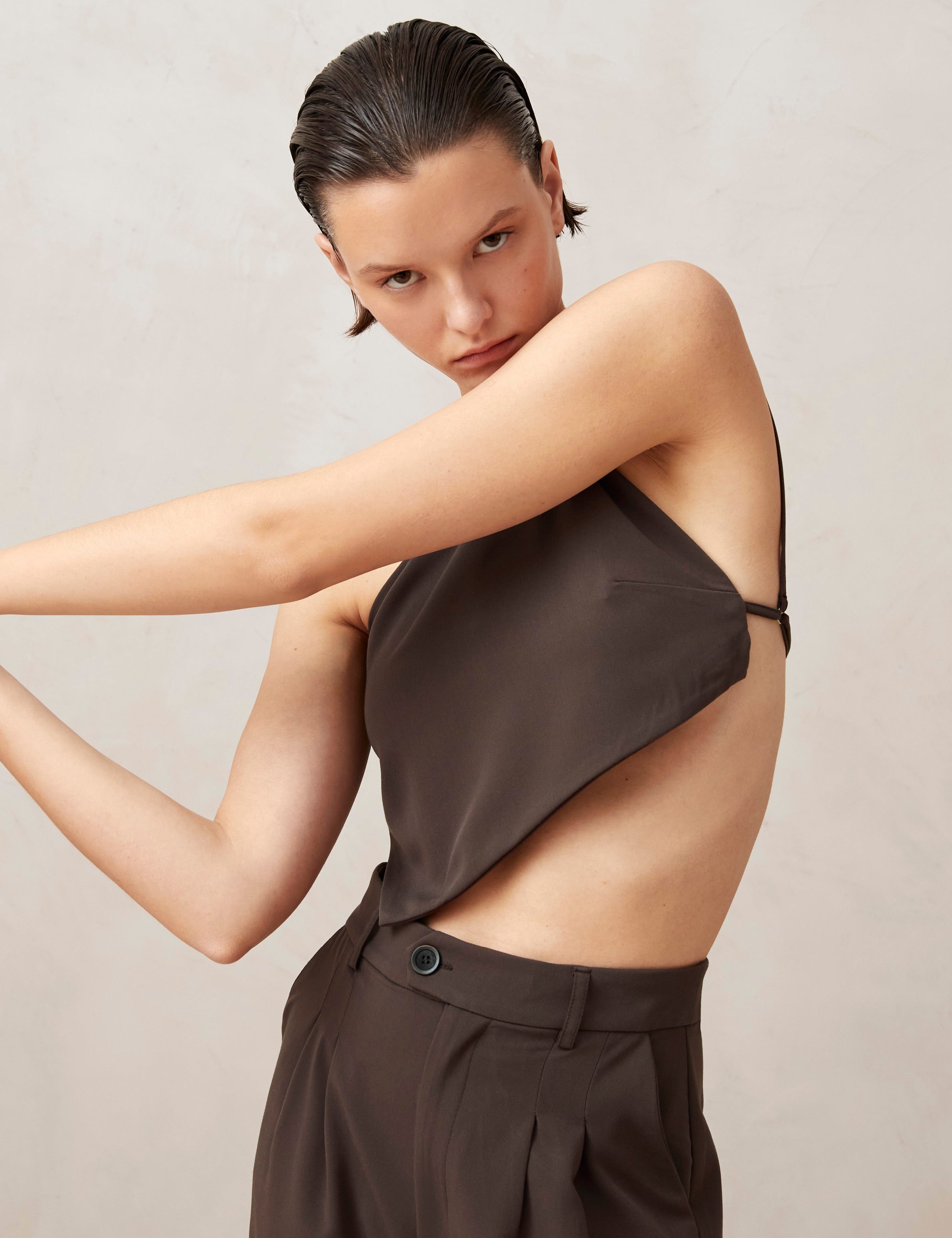 lea-dark-brown-top-cami-tanks-alohas-746506_3000x_7ffe94c5-123b-43d7-aac7-afc00876beb8.jpg