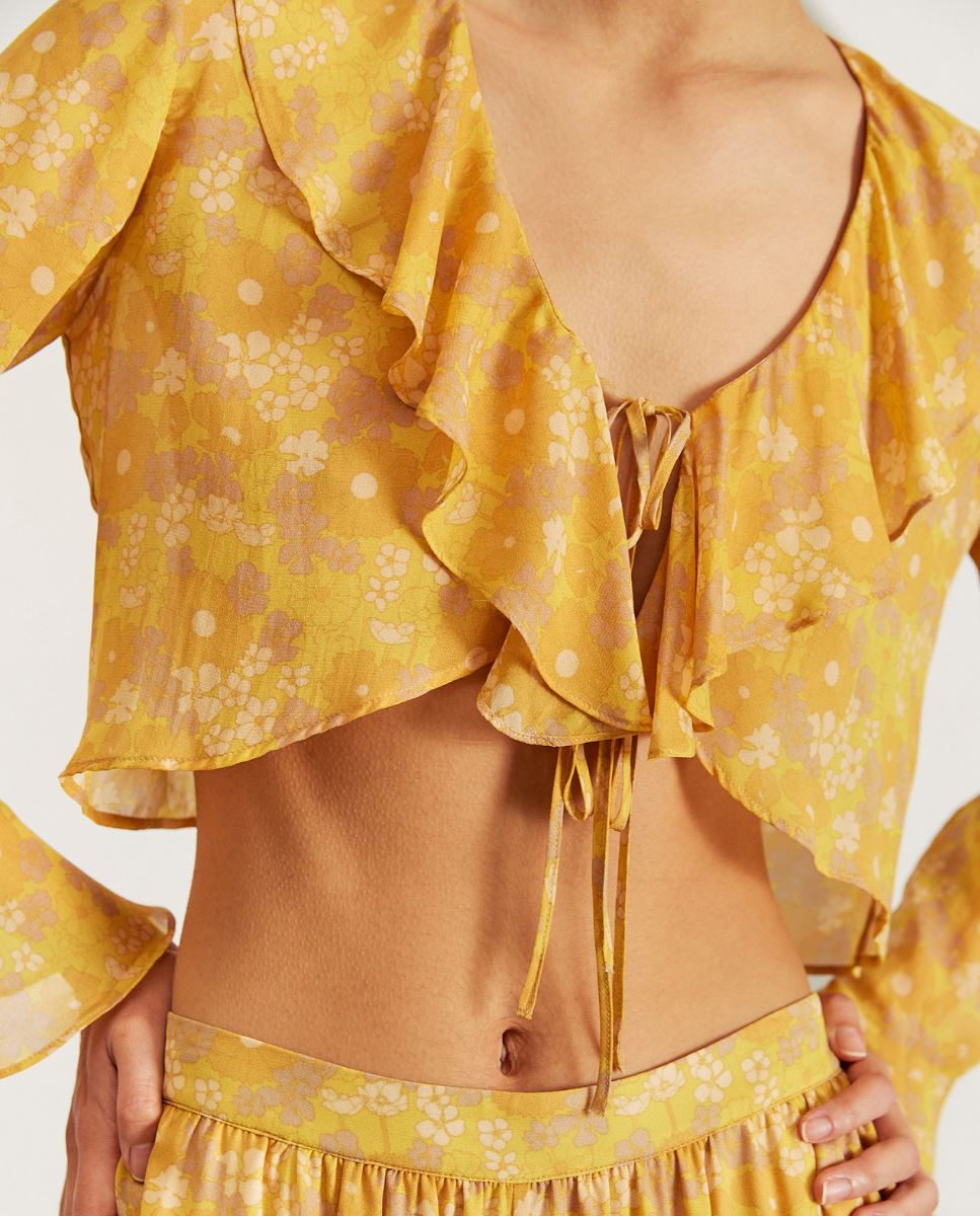 linn-freesia-mellow-yellow-shirts-alohas-166400.jpg