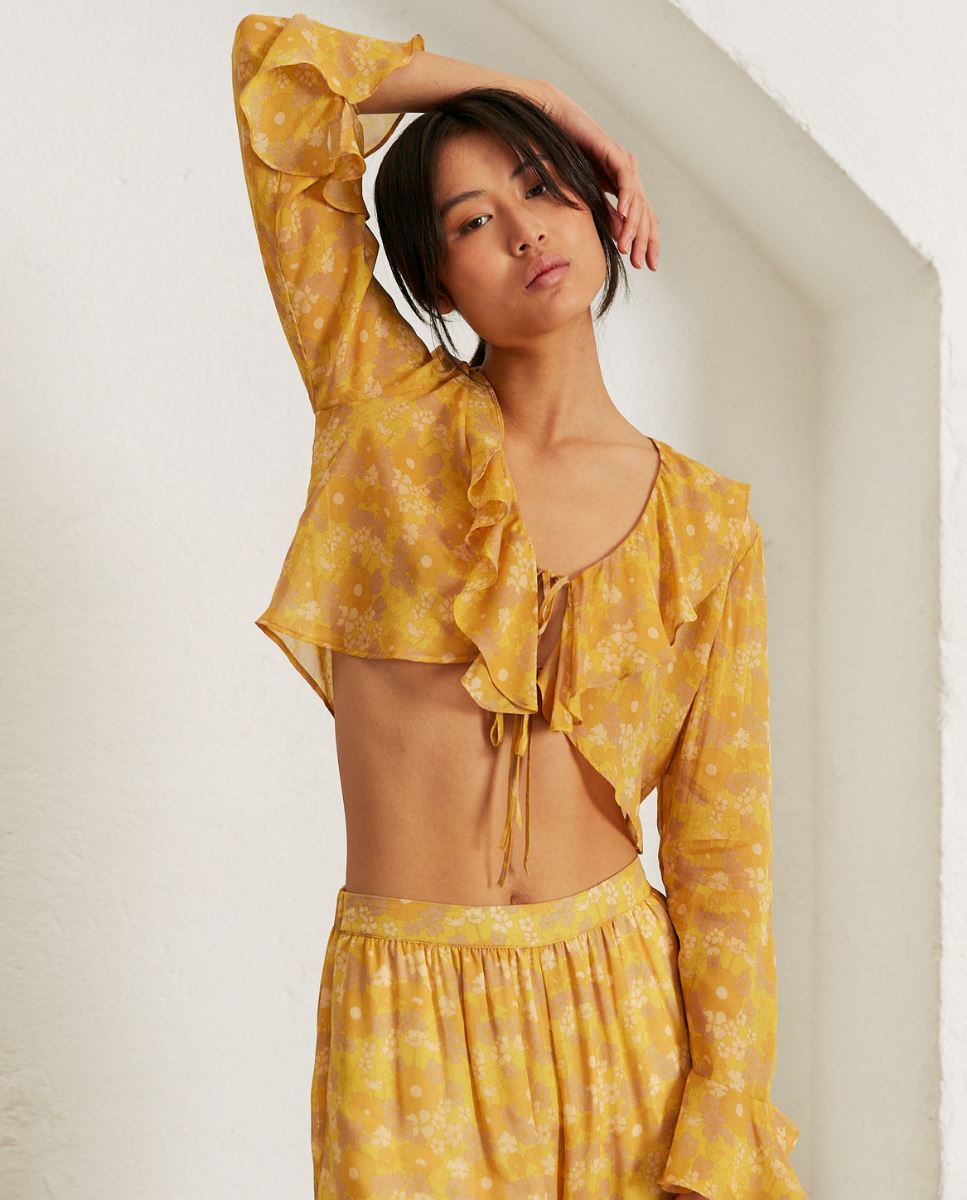 linn-freesia-mellow-yellow-shirts-alohas-976548.jpg