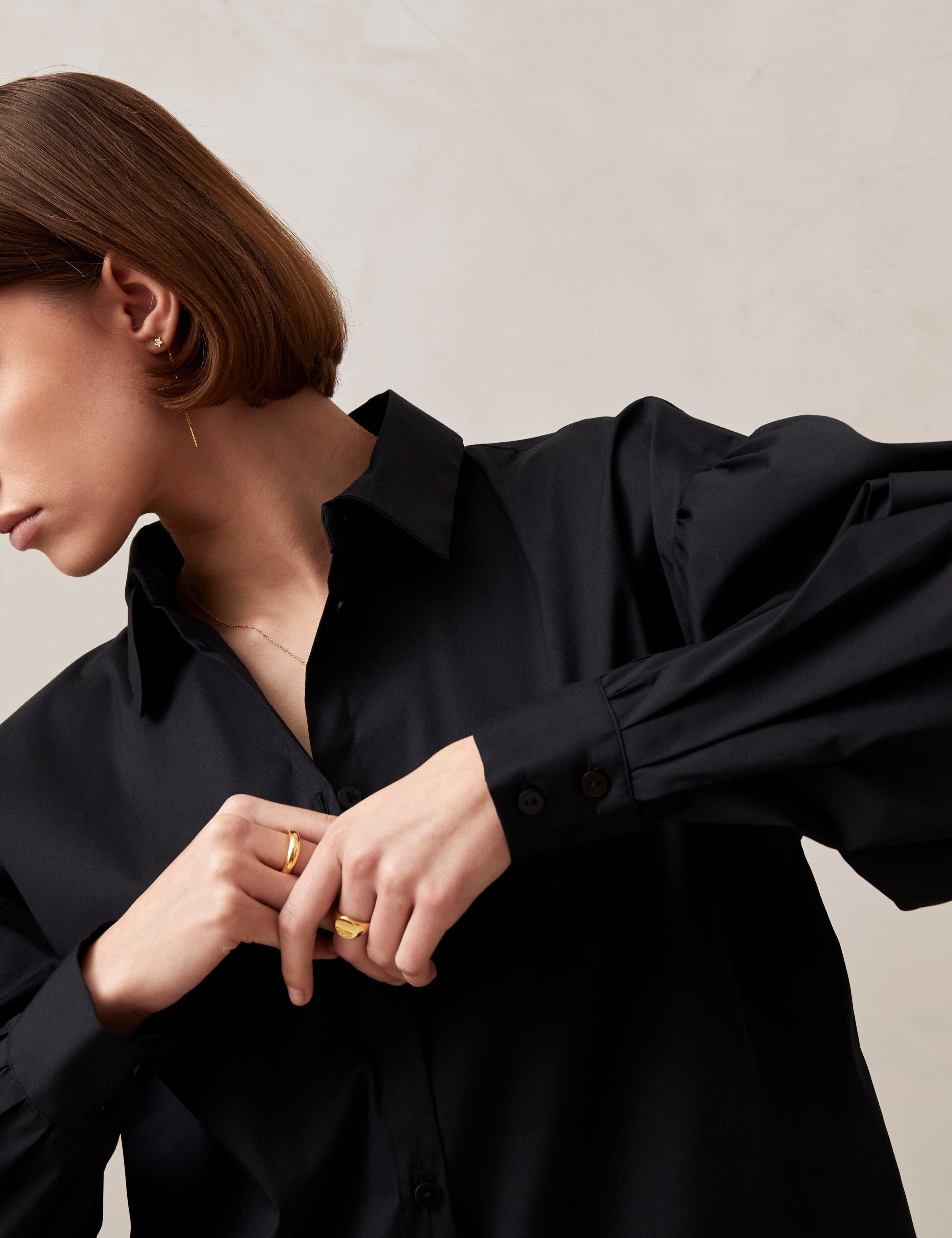 malva-black-shirt-shirts-alohas-806962.jpg