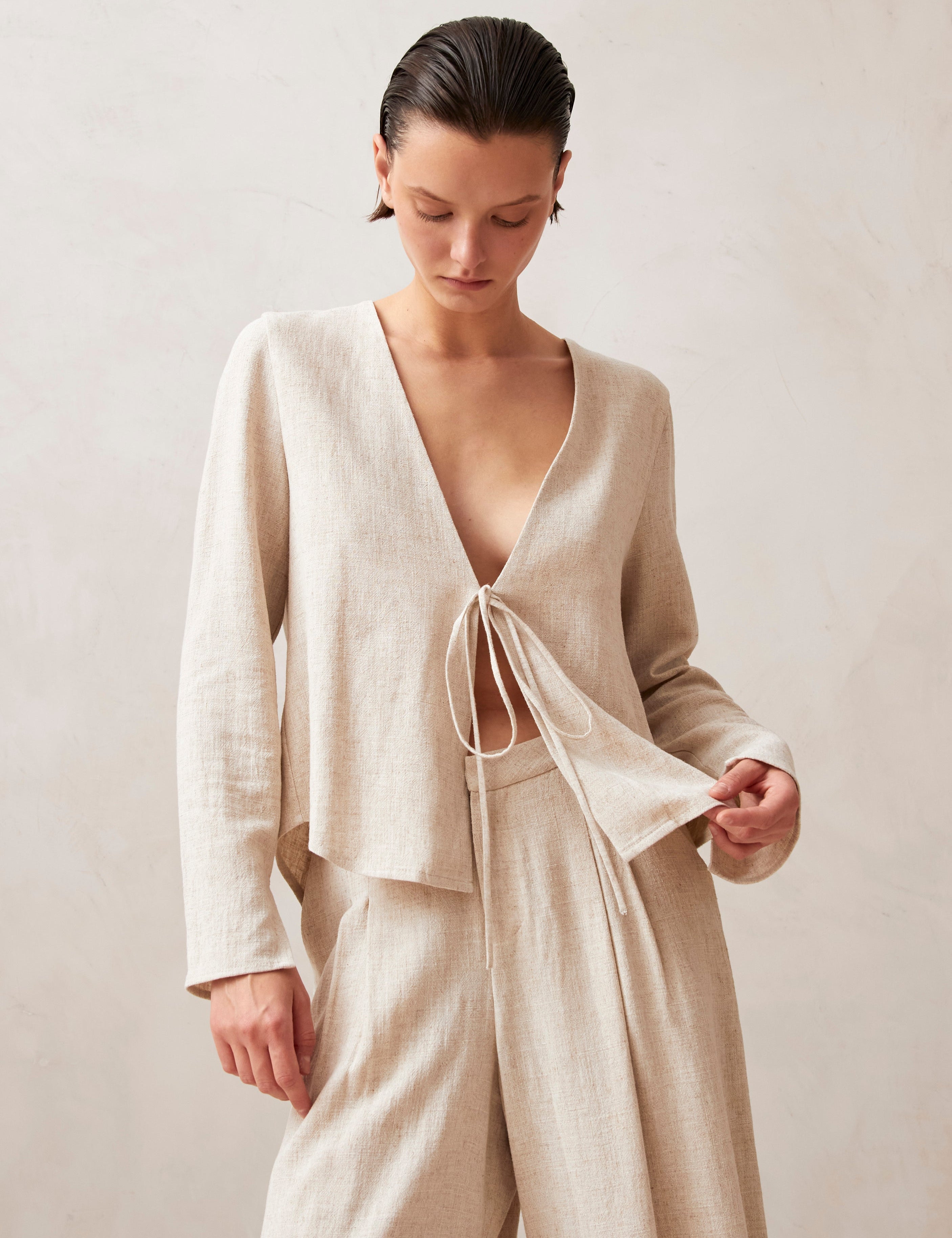 mist-natural-jacket-jackets-alohas-809112_3000x_f4fd7345-ced9-4fa1-a763-93585da91663.jpg