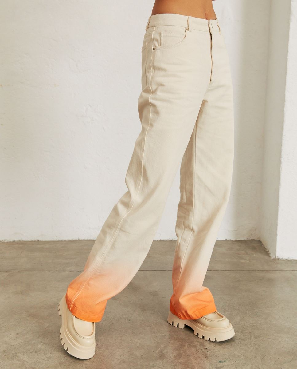 Dipped Jeans