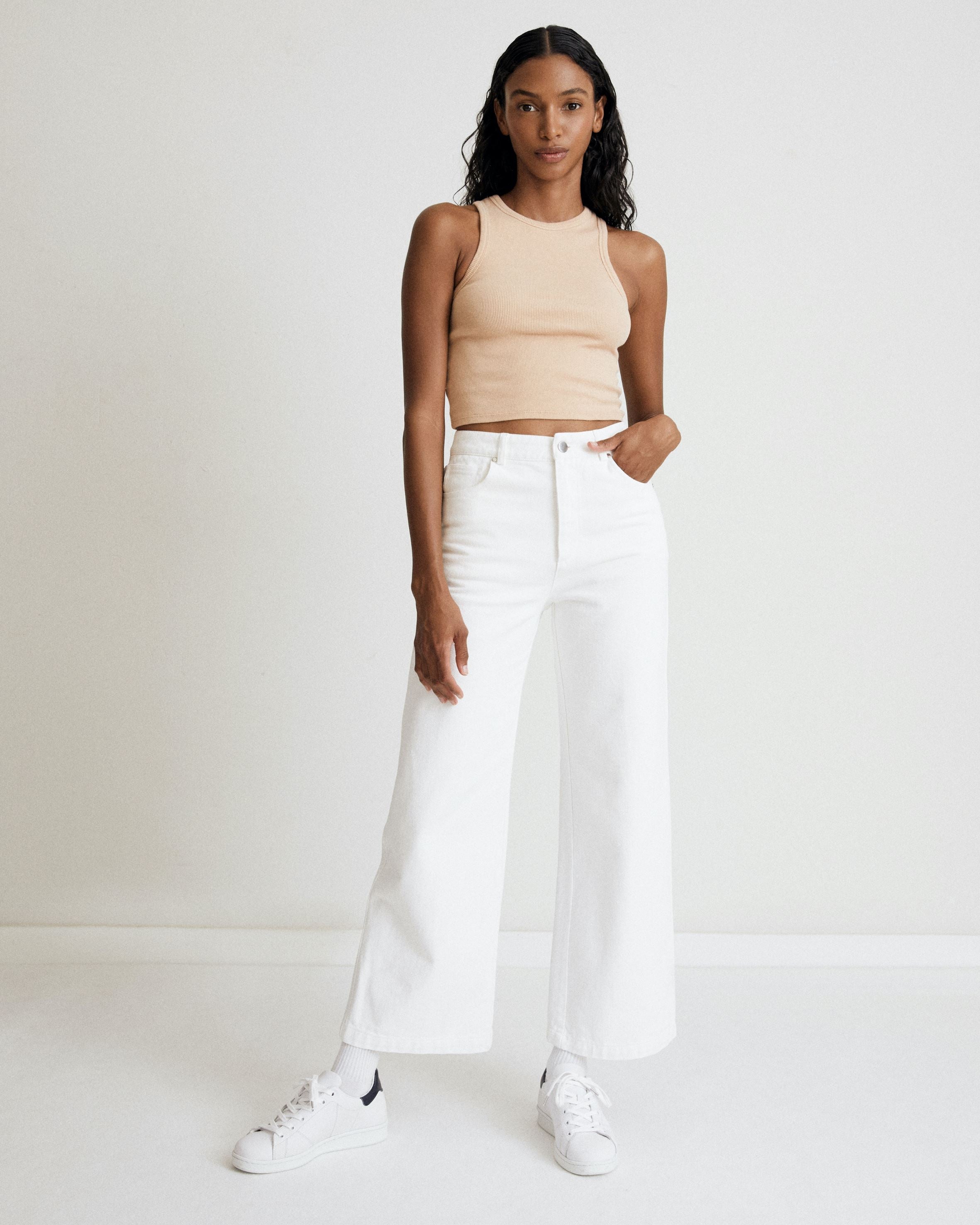 piano-bright-white-jeans-pants-alohas-887064.jpg