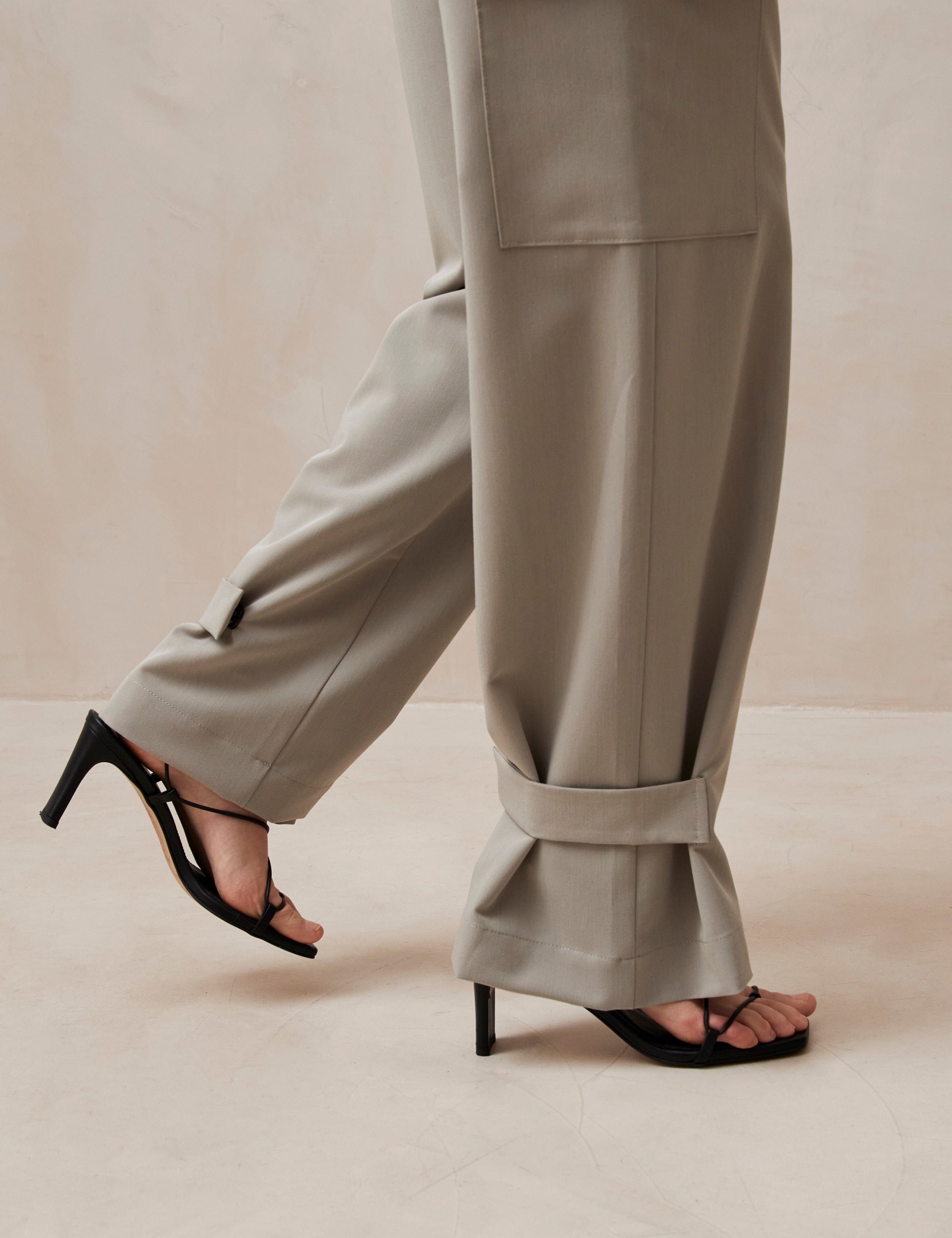 rita-light-green-pants-pants-alohas-495678_3000x_3c50e1b8-1f68-4e0b-a4d9-5fb8bdcd4946.jpg