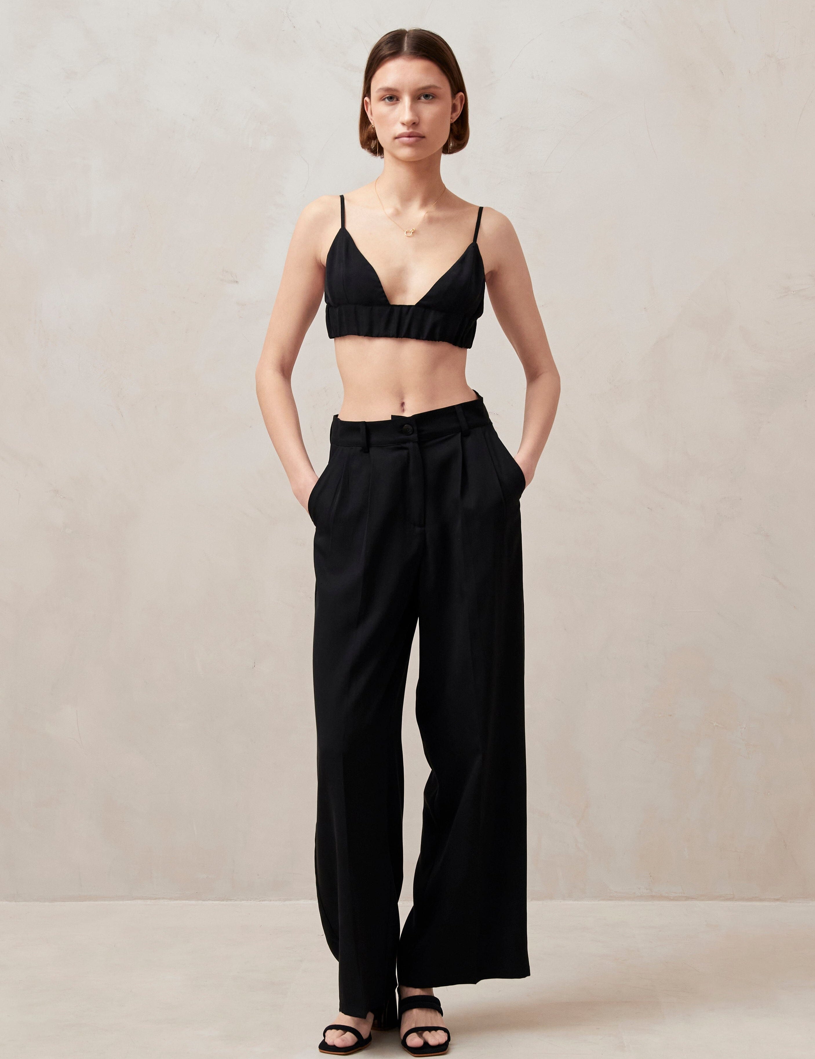 valentina-black-pants-pants-alohas-578303.jpg