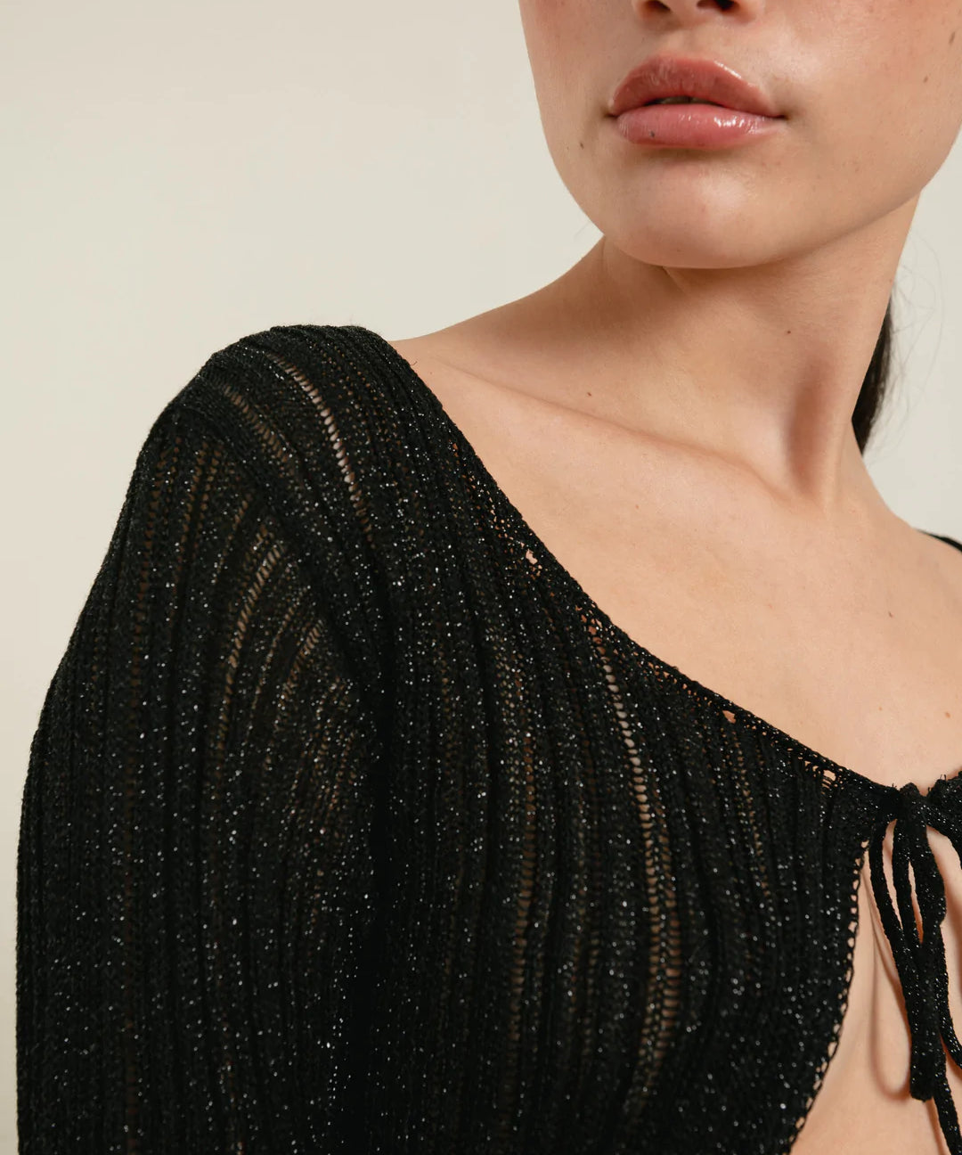 witty-black-cardigans-alohas-969341_1080x_023e5a4b-83b3-4bd9-9aa8-592678fb9995.webp
