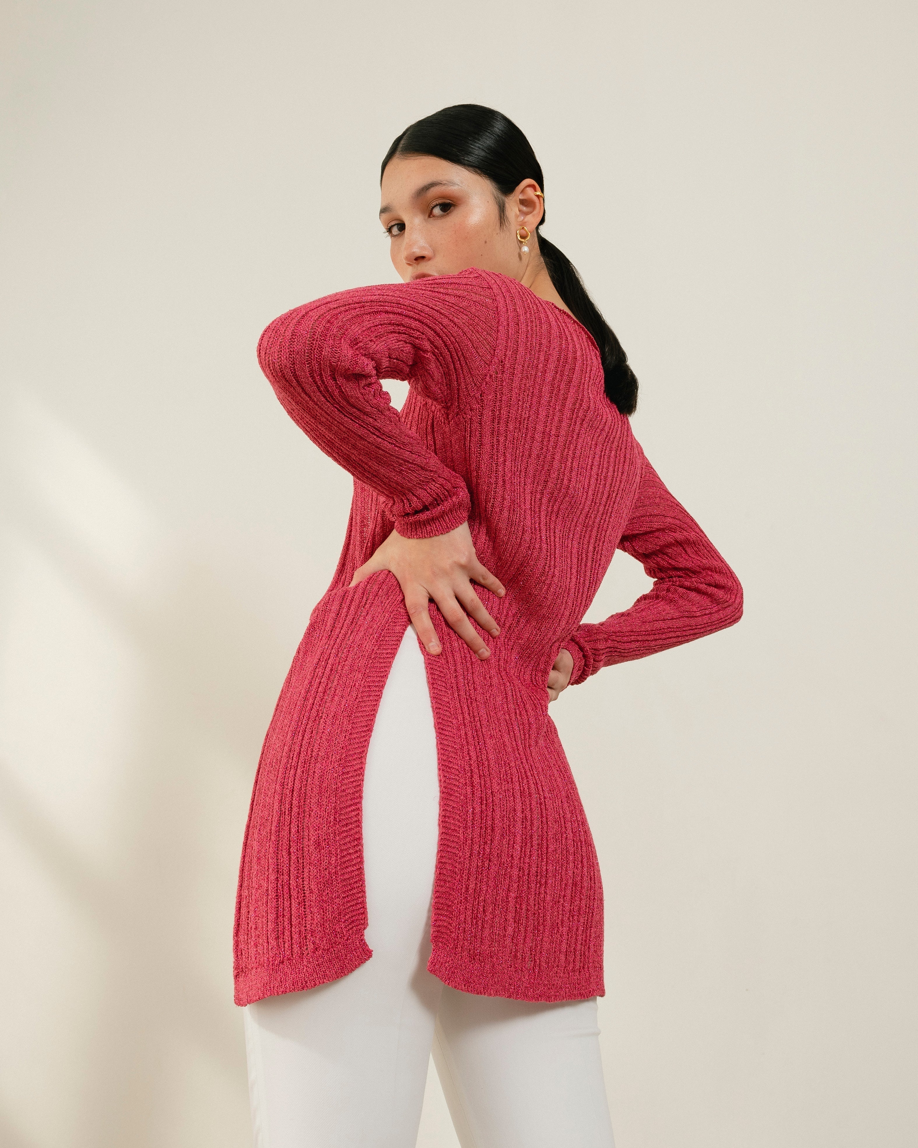 witty-magenta-cardigans-alohas-281091.jpg